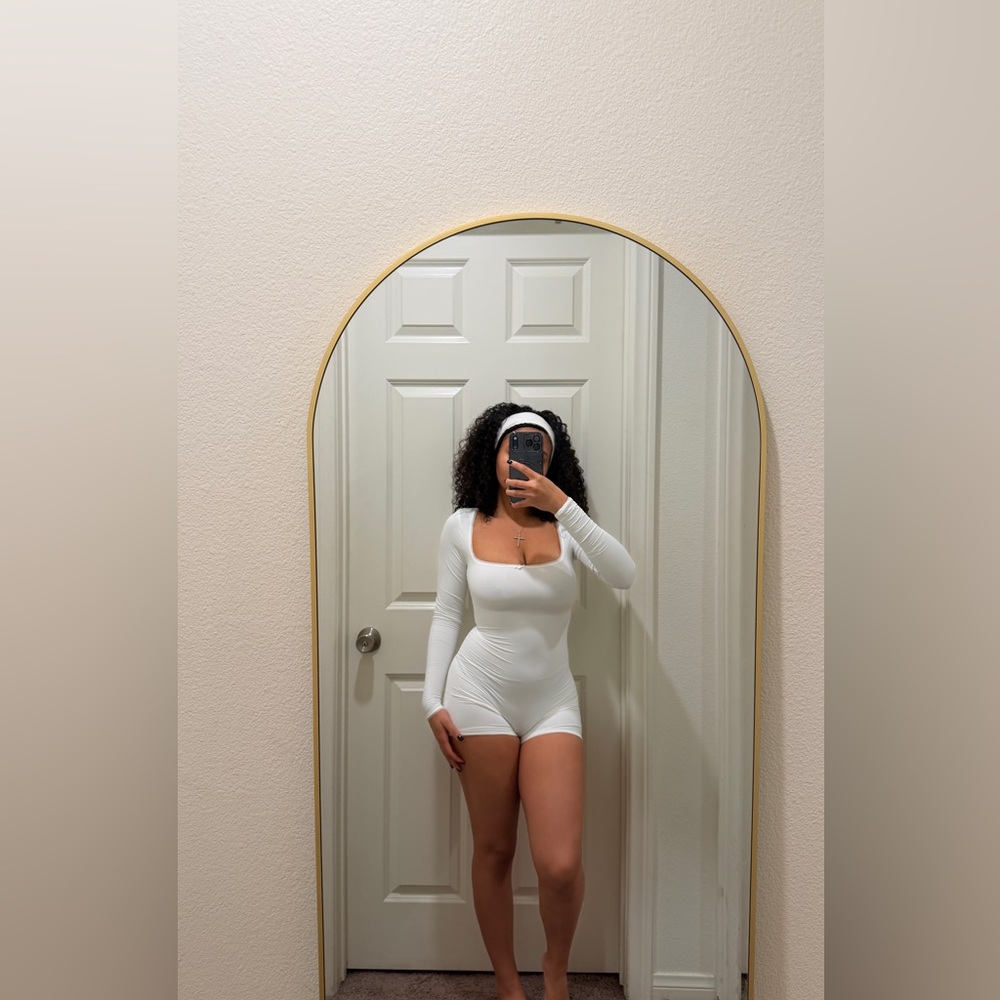 Snowflake Romper - Picture 2 of 4